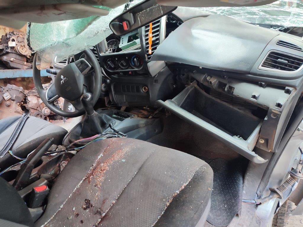  Mitsubishi L200 2016    EN DESARME